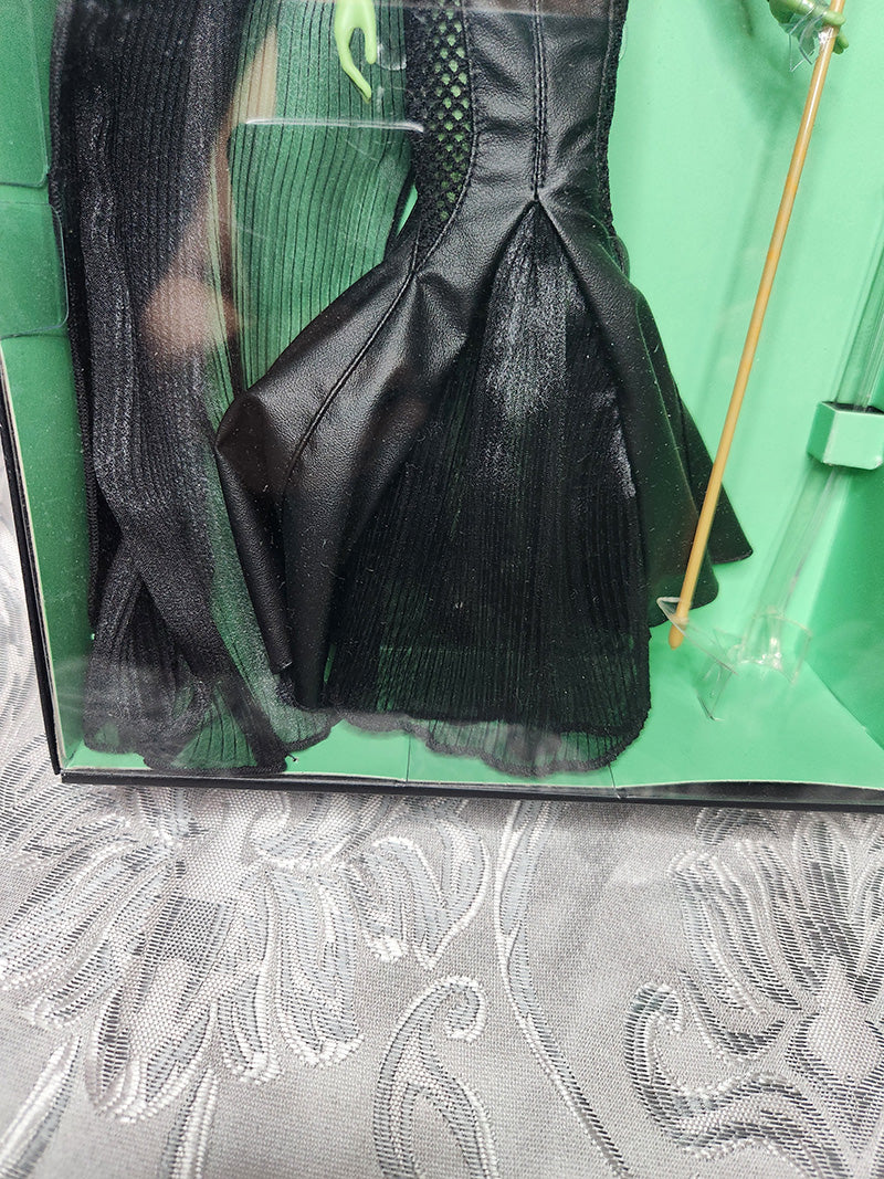 Barbie The Wizard of Oz Wicked Witch of the West Gold Label 2013